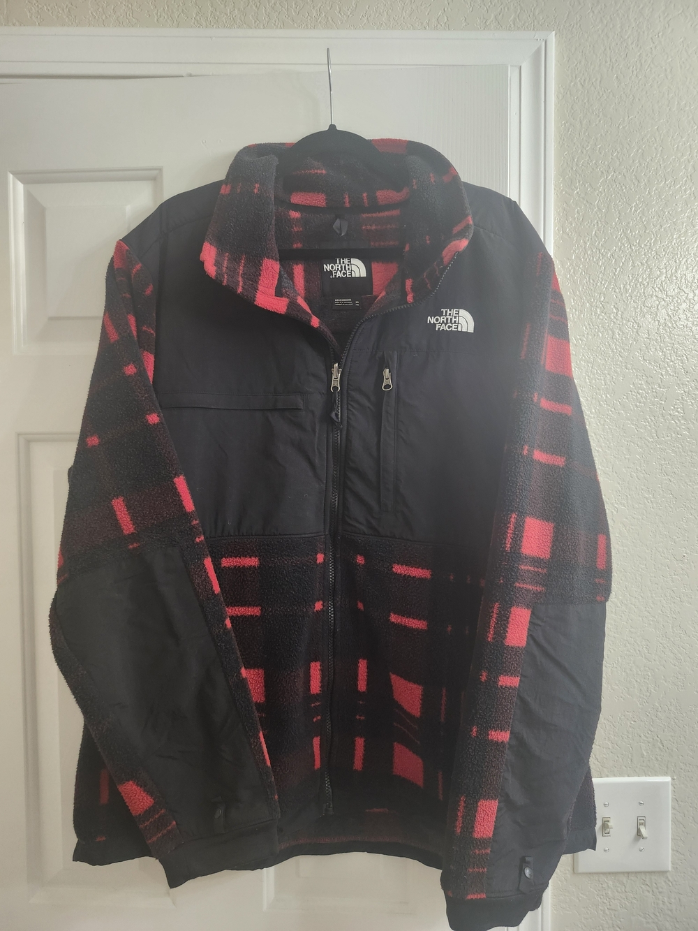 The North Face Men’s Black & Red Plaid Zip-Up Fleece Jacket